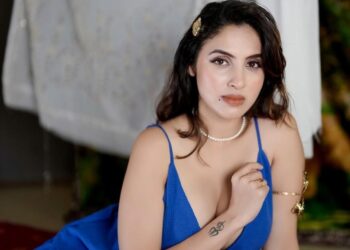 Mannara Chopra, Mannara Chopra new pics, Mannara Chopra latest photos, Bollywood actress, trending celebrity photos, Mannara Chopra Instagram