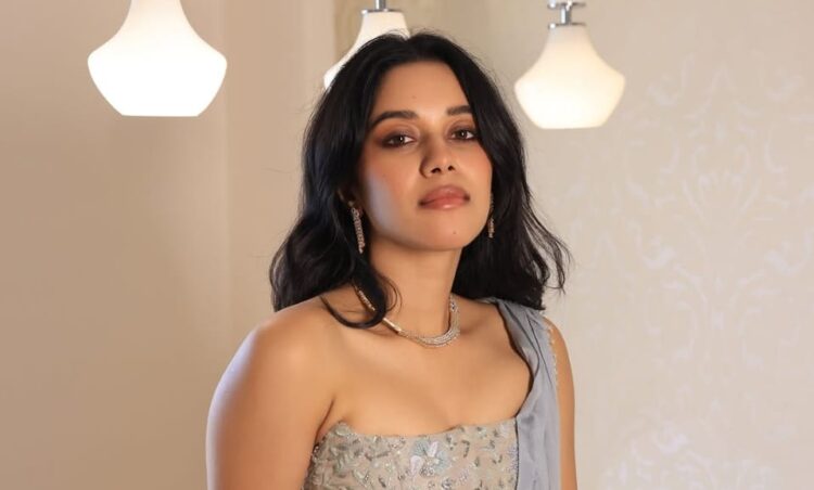 Actress Mirnalini Ravi Latest Photos