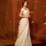 Actress Priyanka Chopra Stuns in Latest Photoshoot – See New Glamorous Pics