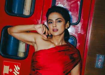Actress Shraddha Srinath Latest pics