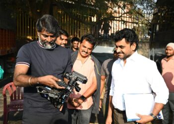 ప్రధాని మోదీ బయోపిక్ “మా వందే”