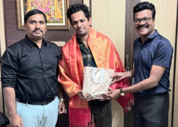 మిరాయి దర్శకుడికి కల్పరా గ్రూప్‌ నుంచి చిరు సత్కారం