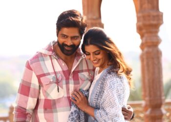 వరలక్ష్మి శరత్ కుమార్ ‘పోలీస్ కంప్లైంట్’